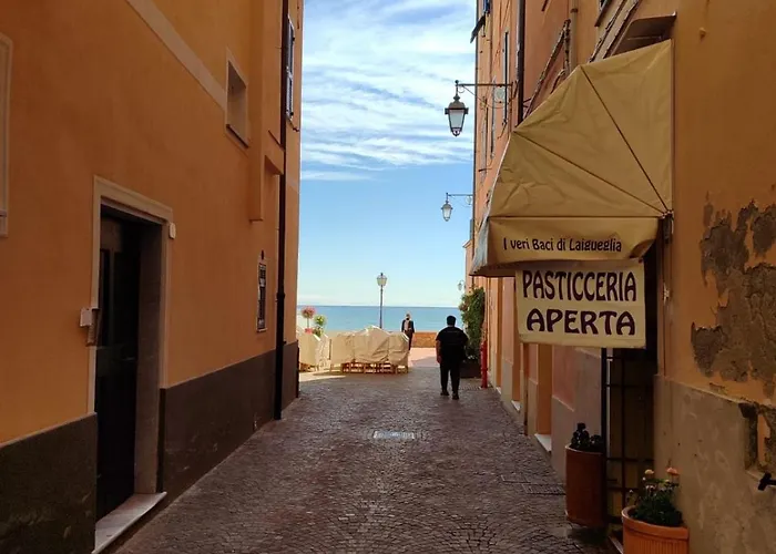 20 Passi Dal Mare Lägenhet Laigueglia